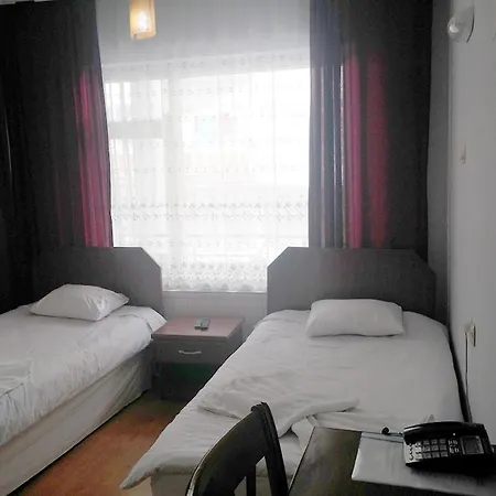 Hotel Kapris 2*